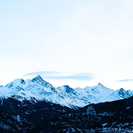 Spacieux De 4,5 Pieces Avec Vue Sur Les Alpes * 克莱恩 蒙塔纳